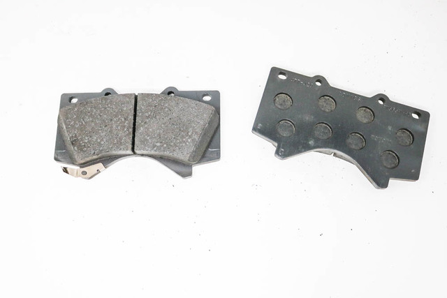 04465-60280 - Brake Pads Front 2008-2019 Toyota Land Cruiser
