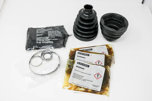 ウッディ・サボット 04438-08080 - Boot Kit 2003-2008 Toyota | Longo Toyota Parts