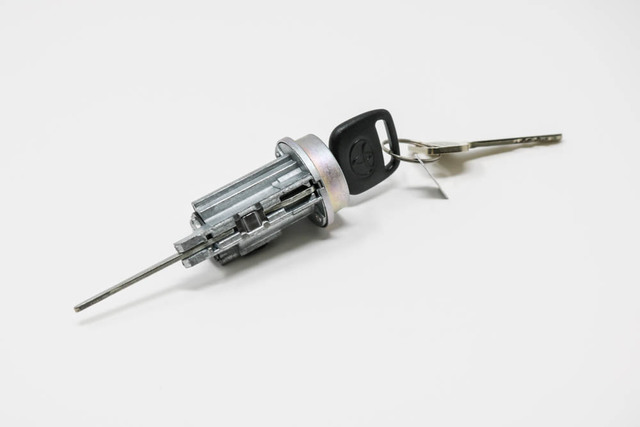 69057-35070 - Ignition Lock Cylinder 1995-2004 Toyota | Longo