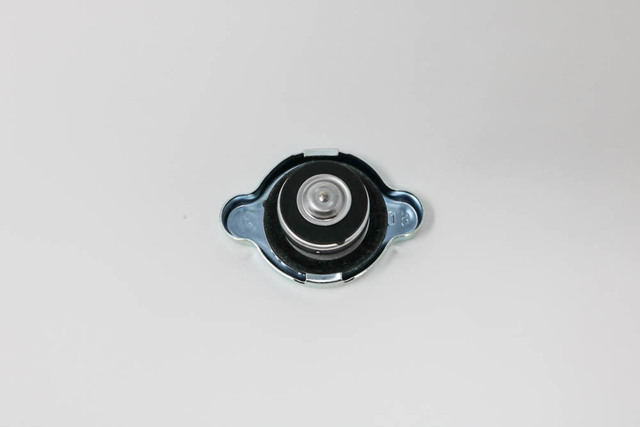 16401-54750 - Radiator Cap 1986-1997 Toyota Land Cruiser