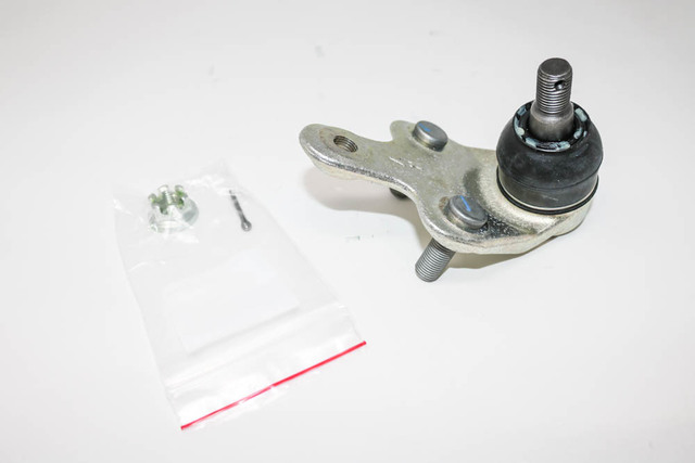 43330-09780 - Suspension Ball Joint (Right, Front, Lower