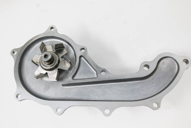 10-19 TUNDRA 4.6L OEM ENGINE WATER PUMP 16100-09525 GENUINE