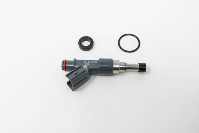 23209-79205 - Fuel Injector 2005-2016 Toyota | Longo Toyota