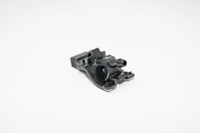 プジョル 16-21 PRIUS & PRIME WINDSHIELD WASHER NOZZLE GENUINE TOYOTA 85381
