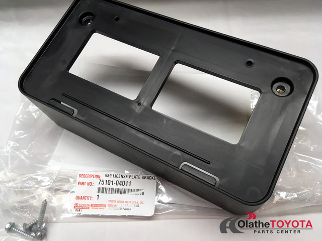 75111-08070 Genuine Toyota Front License Plate Bracket