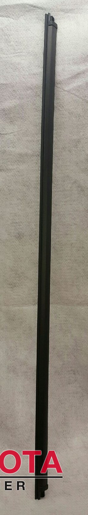 6829035031 - : Hatch Seal for Toyota: 4Runner Image