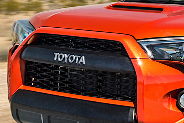 PZ32335056 - Body: Nameplate for Toyota: 4Runner Image