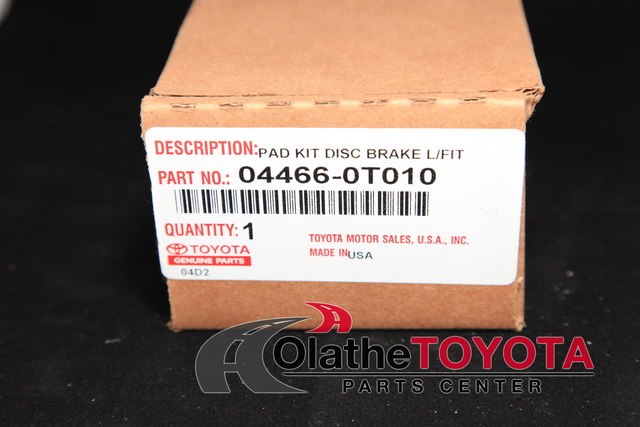 44660T010 - : Brake Pads Rear for Toyota Image