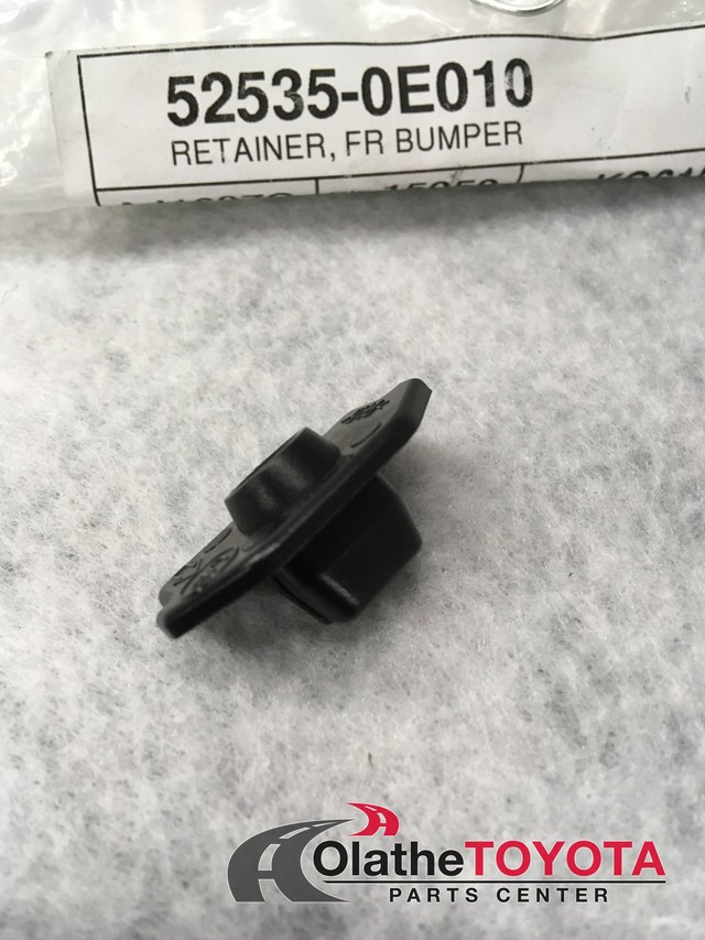 525350E010 - Body: Bumper Cover Retainer for Toyota: Highlander, Tacoma Image