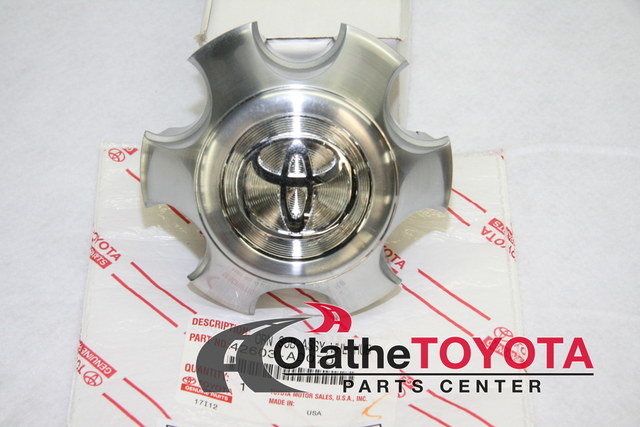 42603AD070 - Suspension: Center Cap for Toyota: Tacoma Image