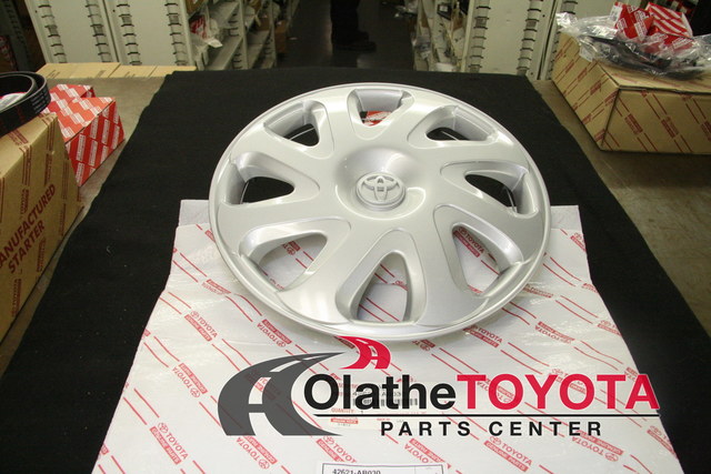 42621AB030 - : Wheel Cover for Toyota: Corolla Image
