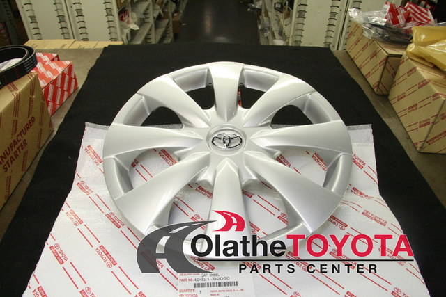 4262102060 - : Wheel Cover for Toyota: Corolla Image
