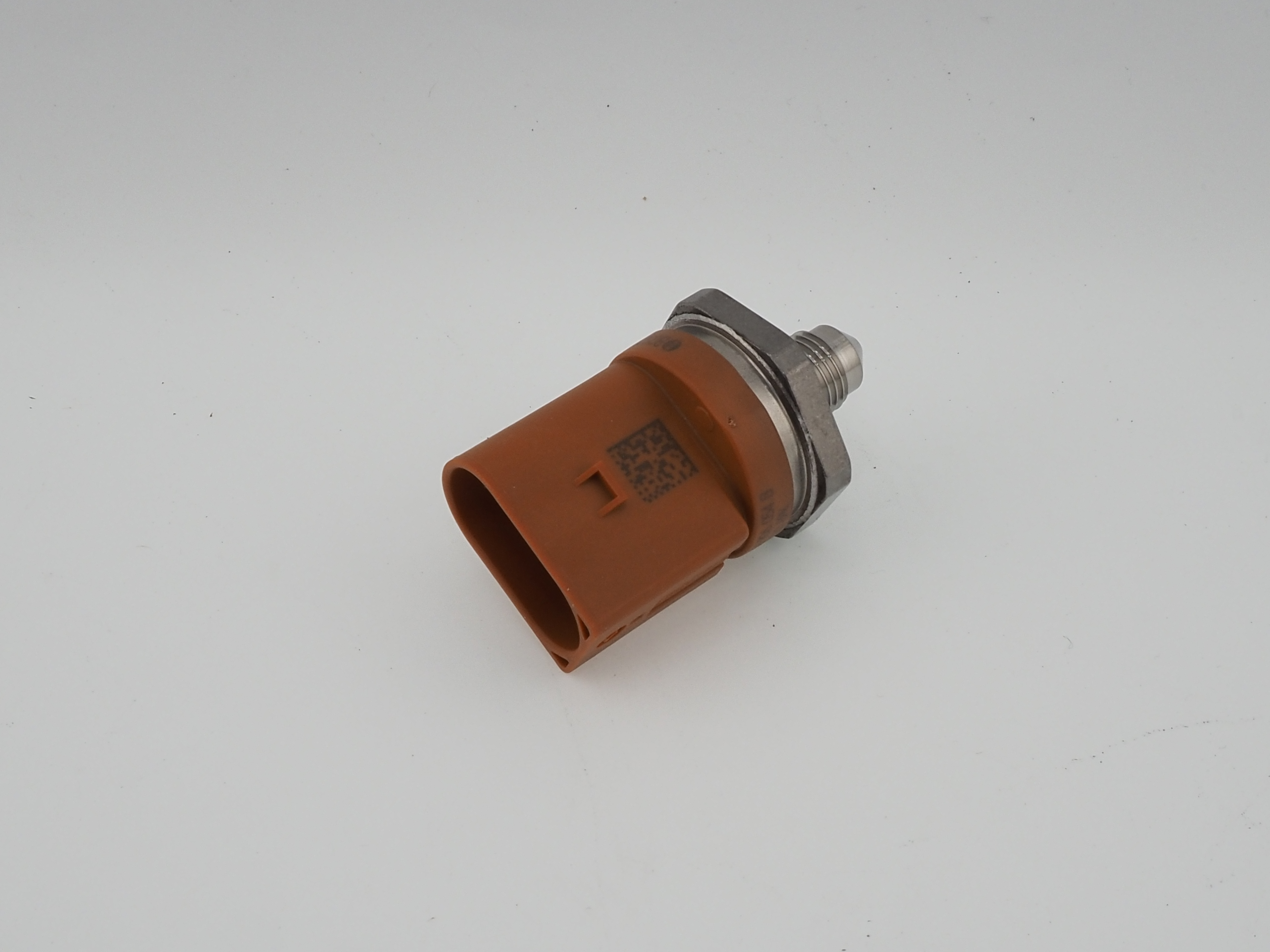 6J906054B - : Pressure Sensor for Audi: A3, A3 Quattro, A4, A4 Quattro, A5, A5 Quattro, A6, A6 Quattro, A8 Quattro, allroad, Q3, Q3 Quattro, Q5, R8, RS5, RS7, S6, S7, S8, TT Quattro, TTS Quattro Image